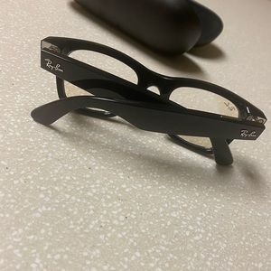 RayBan Stories glasses, Wayfarer Frame, Plastic Material